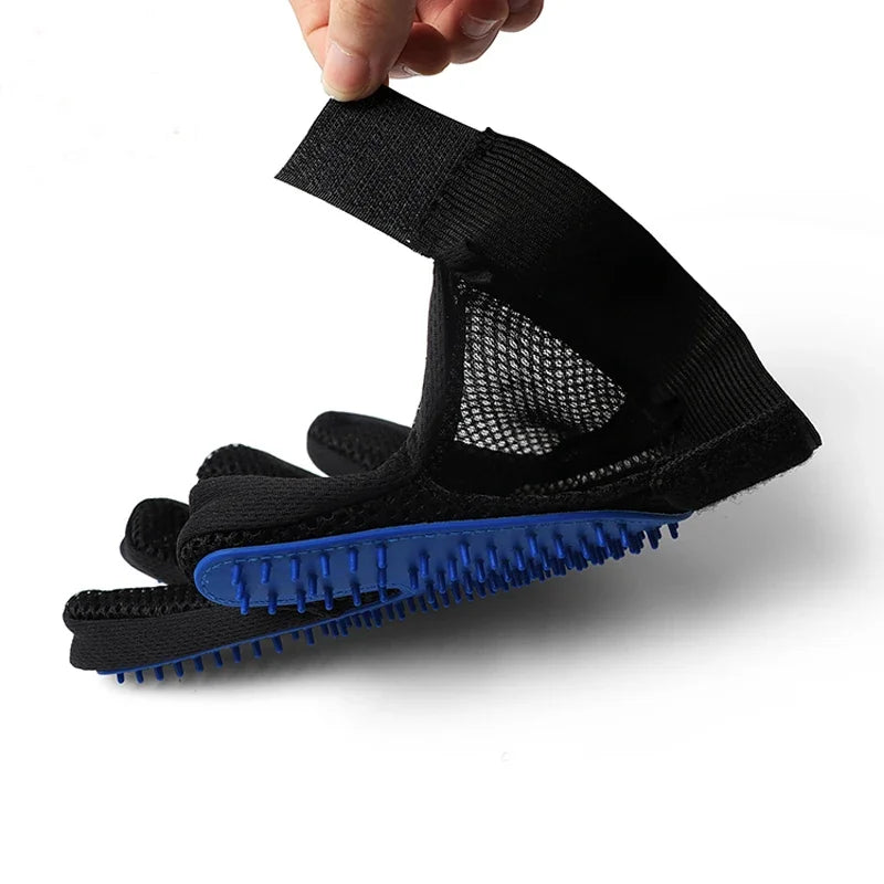 GroomGlove™ Silicone Deshedding & Bath Grooming Gloves